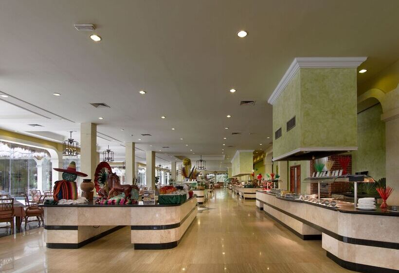 Grand Palladium White Sand Resort & Spa   All Inclusive