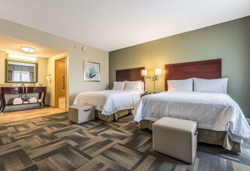 هتل Hampton Inn & Suites Orlando South Lake Buena Vista