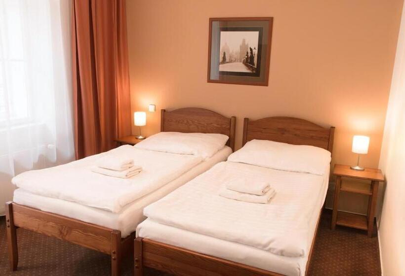 Fotos del hotel Karlin:  2