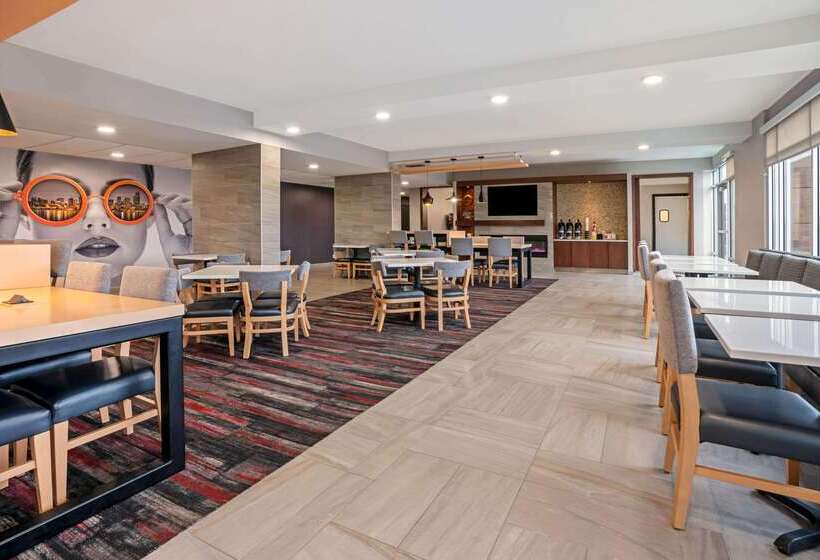 هتل La Quinta By Wyndham Seattle Federal Way