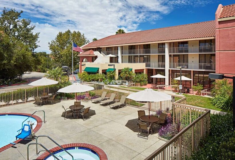 هتل La Quinta By Wyndham Thousand Oaks Newbury Park
