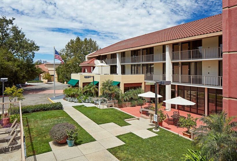 فندق La Quinta Inn & Suites By Wyndham Thousand Oaksnewbury Park