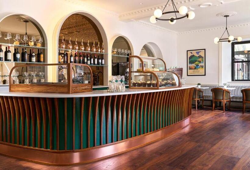 هتل The Lansdowne Kenmare