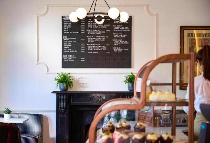 هتل The Lansdowne Kenmare