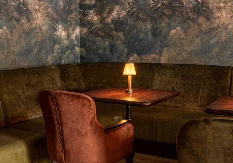 هتل The Lansdowne Kenmare