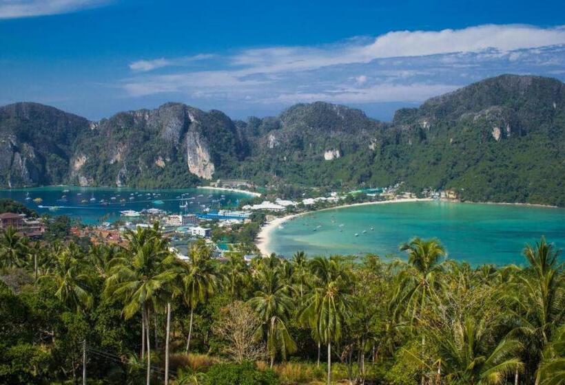 هتل Phi Phi Banyan Villa