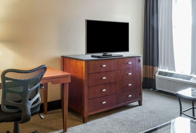 هتل Quality Inn & Suites Albuquerque West