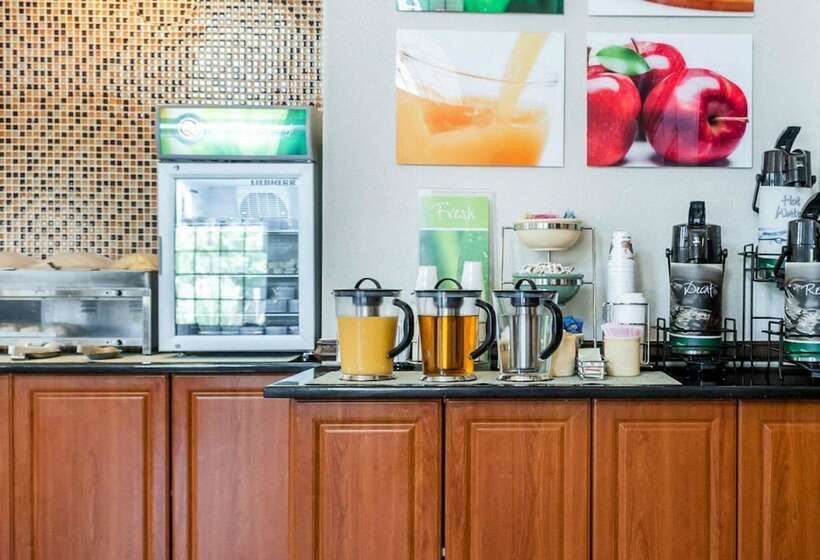 هتل Quality Inn & Suites Albuquerque West