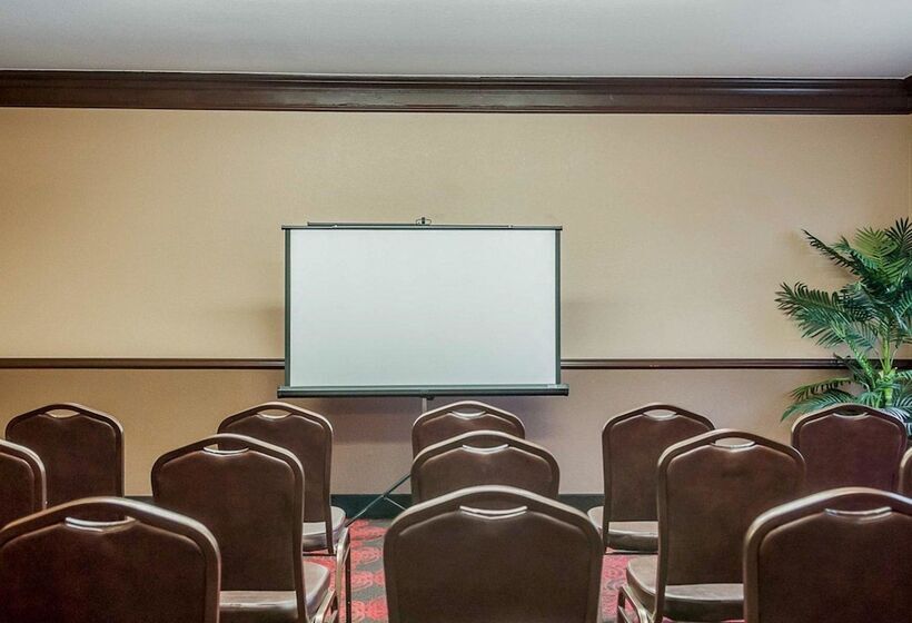 هتل Quality Inn & Suites Albuquerque West