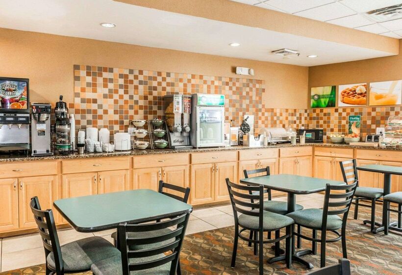 هتل Baymont By Wyndham Indianapolis East