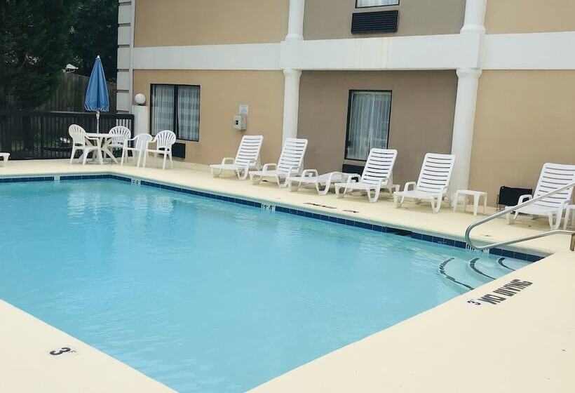 هتل Quality Inn High Point Archdale