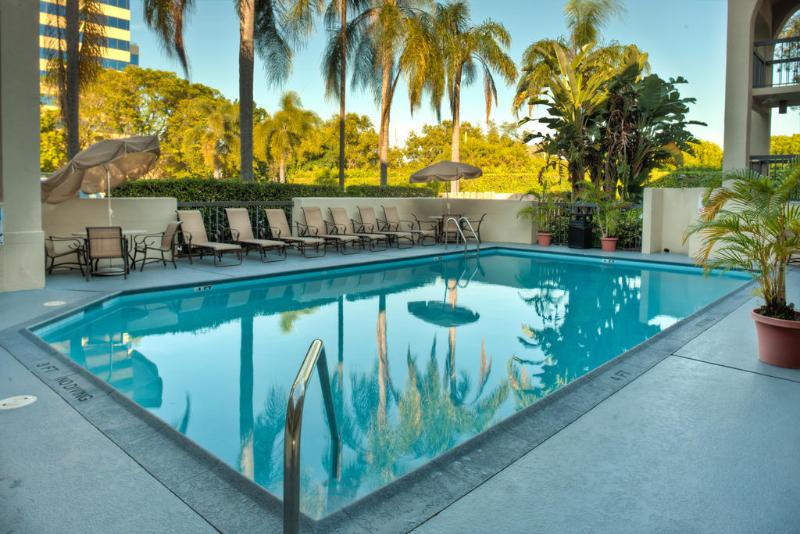 בית מלון כפרי Quality Inn Palm Beach International Airport