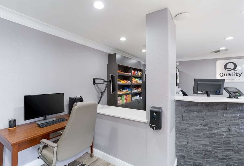 فندق Quality Inn Redding Near I5