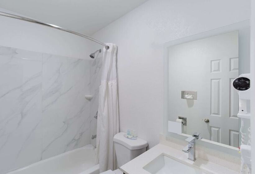 فندق Quality Inn Redding Near I5