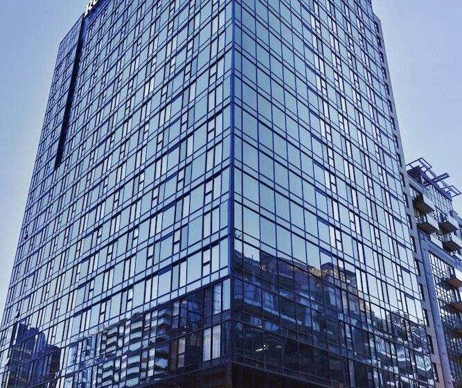 هتل Residence Inn By Marriott Toronto Downtown/entertainment District