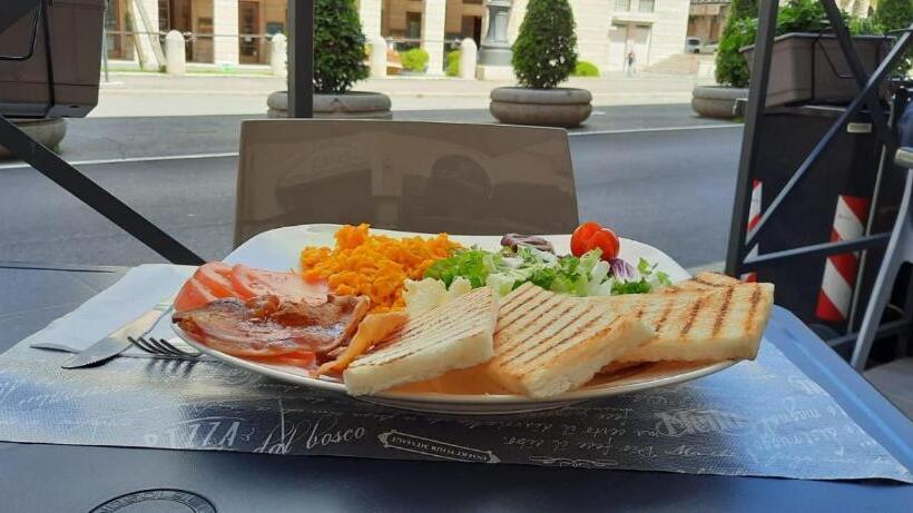 Fotos del hotel Suite Opera Rooms:  4