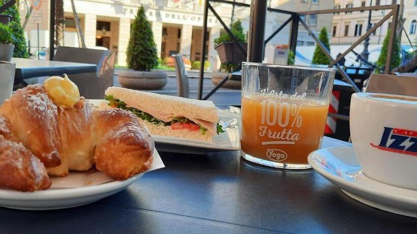 Fotos del hotel Suite Opera Rooms:  36