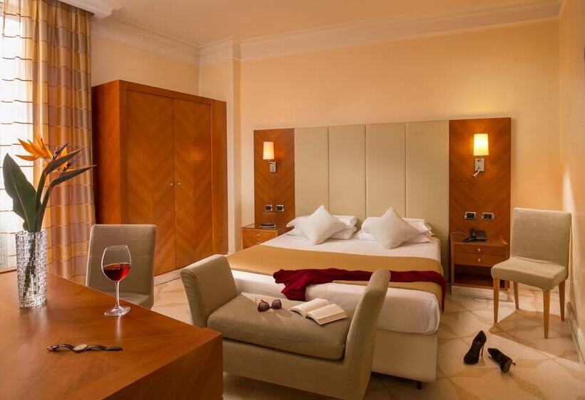 Fotos del hotel Suite Opera Rooms:  27