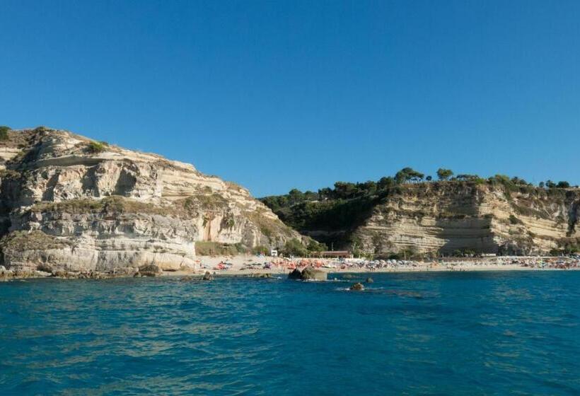 هتل Tui Blue Tropea