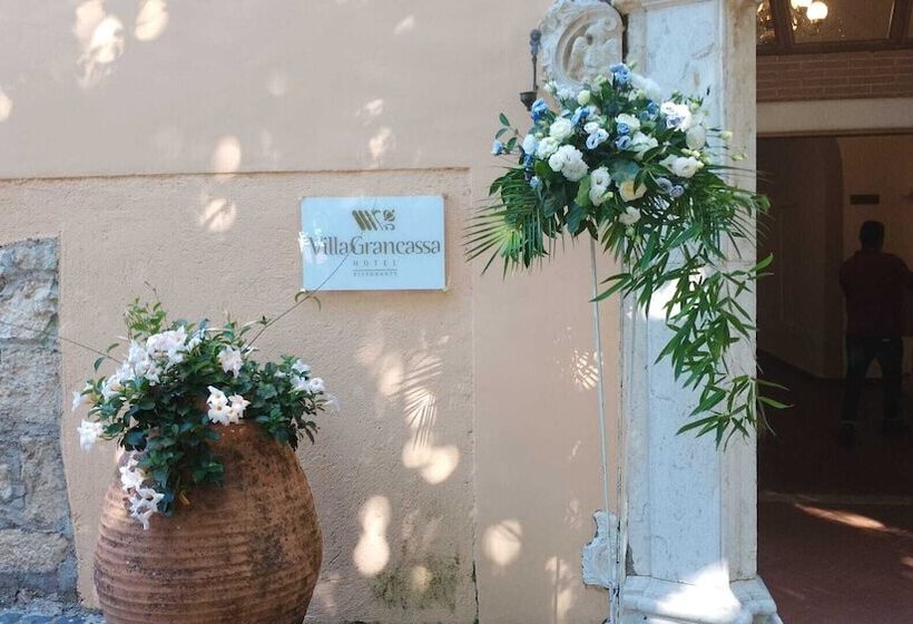 هتل Villa Grancassa