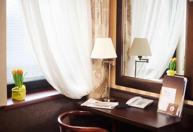 Fotos del hotel Wielopole:  4