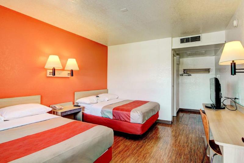 Motel 6 Denver, Co Airport