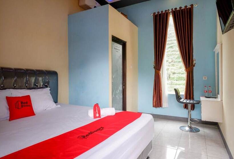 فندق Reddoorz @ Gerbang Dieng Plateau Area