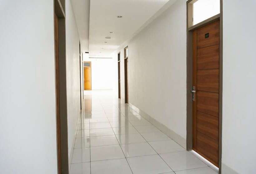 پانسیون Reddoorz Plus @ Ende City Center