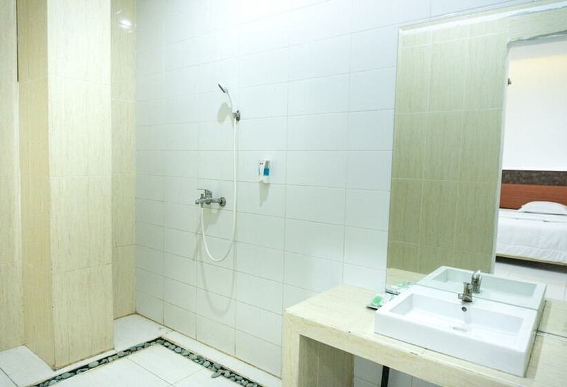 پانسیون Reddoorz Plus @ Ende City Center