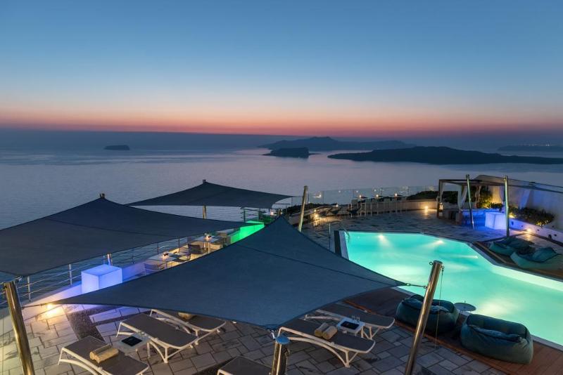 Caldera S Dolphin Suites