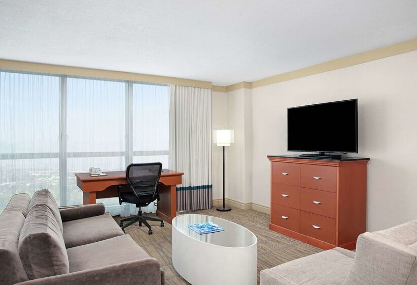 Doubletree By Hilton Hotel Miami Airport & Convention Center