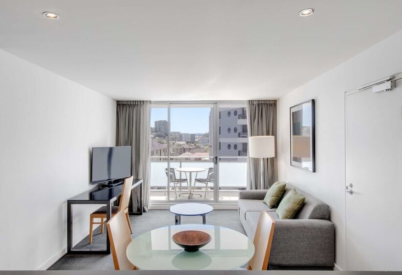 Hotel Adina Apartment  Wollongong