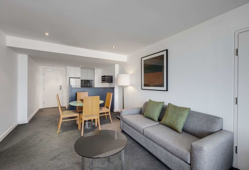 Hotel Adina Apartment  Wollongong