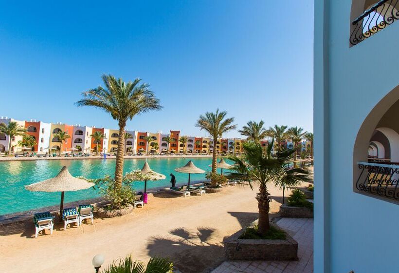 هتل Arabia Azur Resort