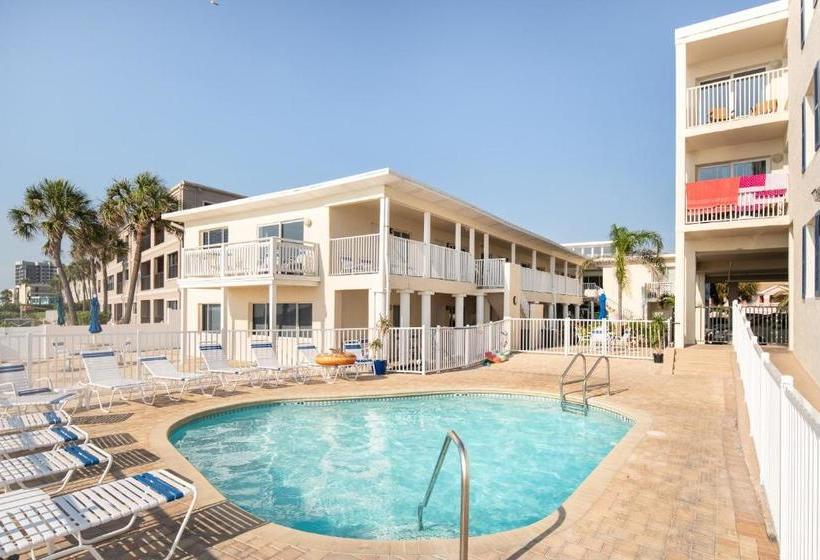 ホテル Belleair Beach Club