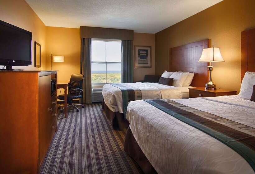 هتل Best Western Plus Seawall Inn & Suites By The Beach