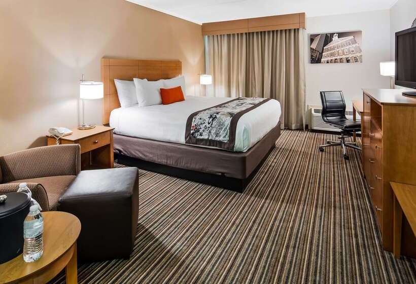 هتل Best Western  Plus Waltham Boston