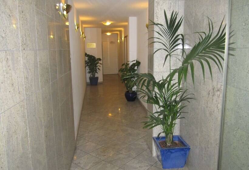 فندق City Kräme Am Römer   Self Check In