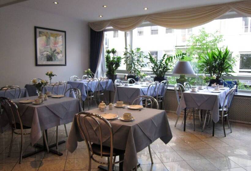 فندق City Kräme Am Römer   Self Check In