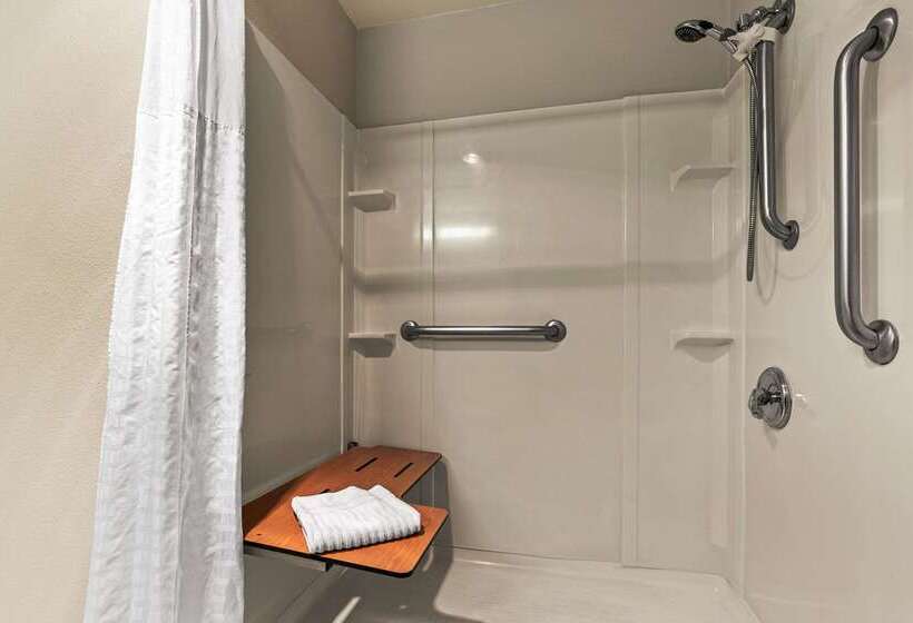 هتل Comfort Inn & Suites Beaverton Portland West