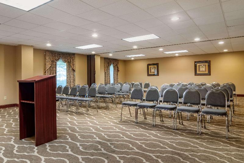 호텔 Comfort Inn & Suites Suwanee  Sugarloaf