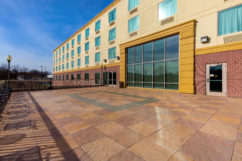 هتل Comfort Suites Manassas Battlefield Park