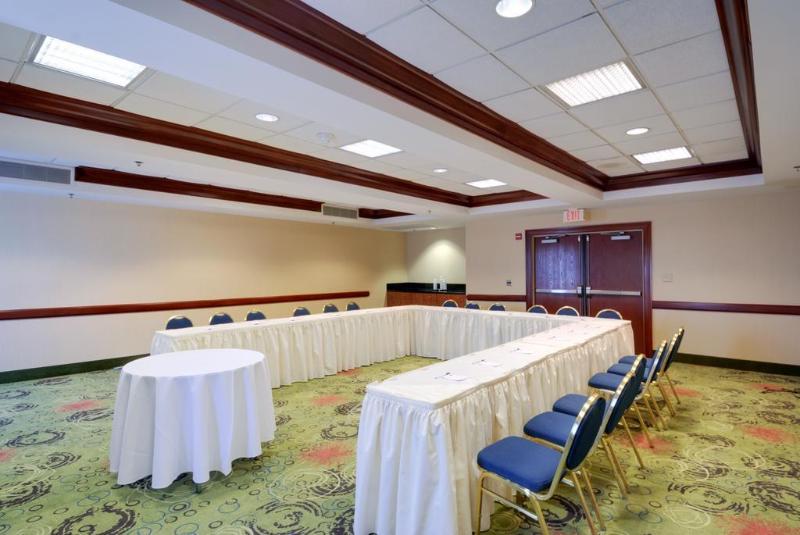 هتل Comfort Suites Manassas Battlefield Park