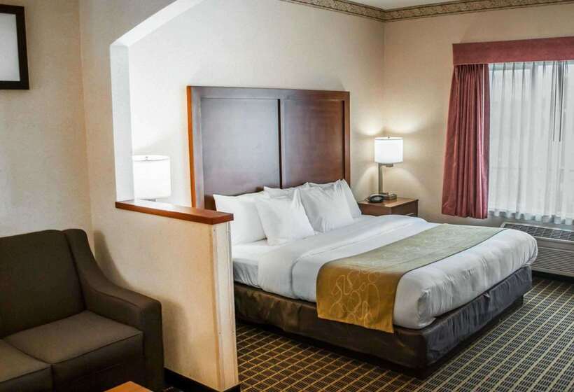 Hotel Comfort Suites Portland Southwest