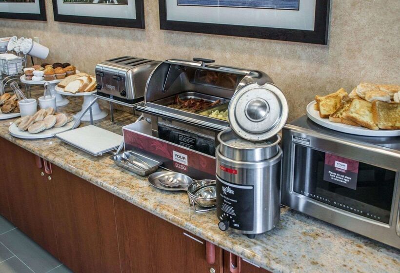 هتل Comfort Suites Portland Southwest