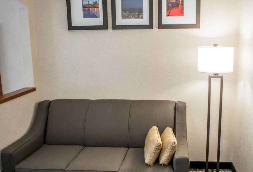 هتل Comfort Suites Portland Southwest