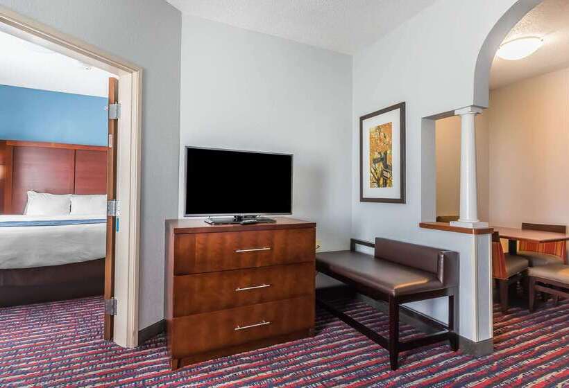 فندق Comfort Suites St Charlesst Louis