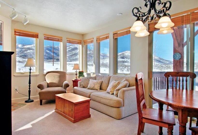 هتل Crestview Condominiums By All Seasons Resort Lodging