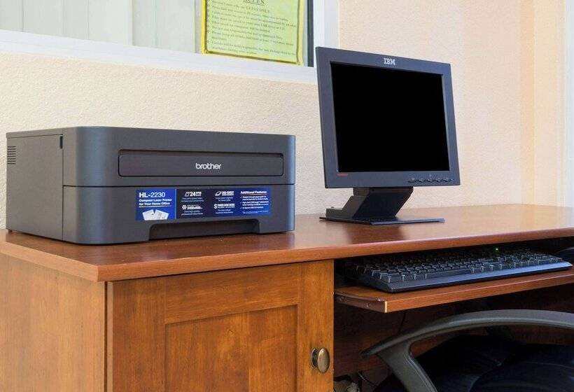 هتل Days Inn By Wyndham Coliseum Montgomery Al