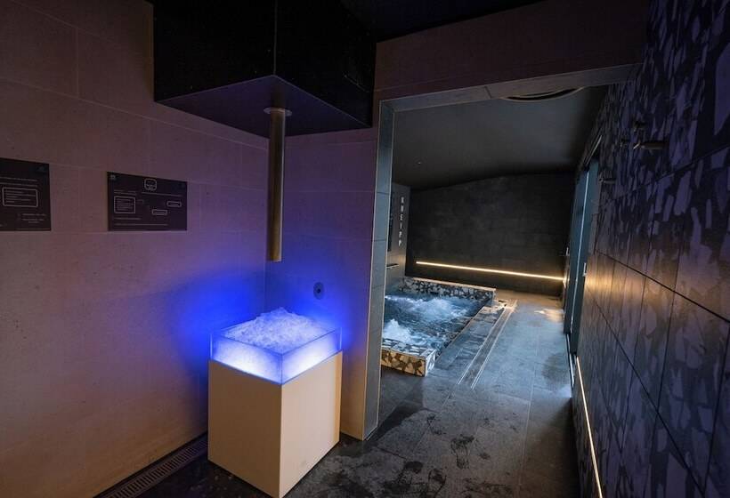 هتل Dimitile Hôtel & Spa